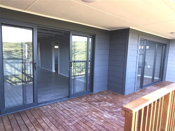 2 Bedroom Property for Sale in Great Brak River Western Cape